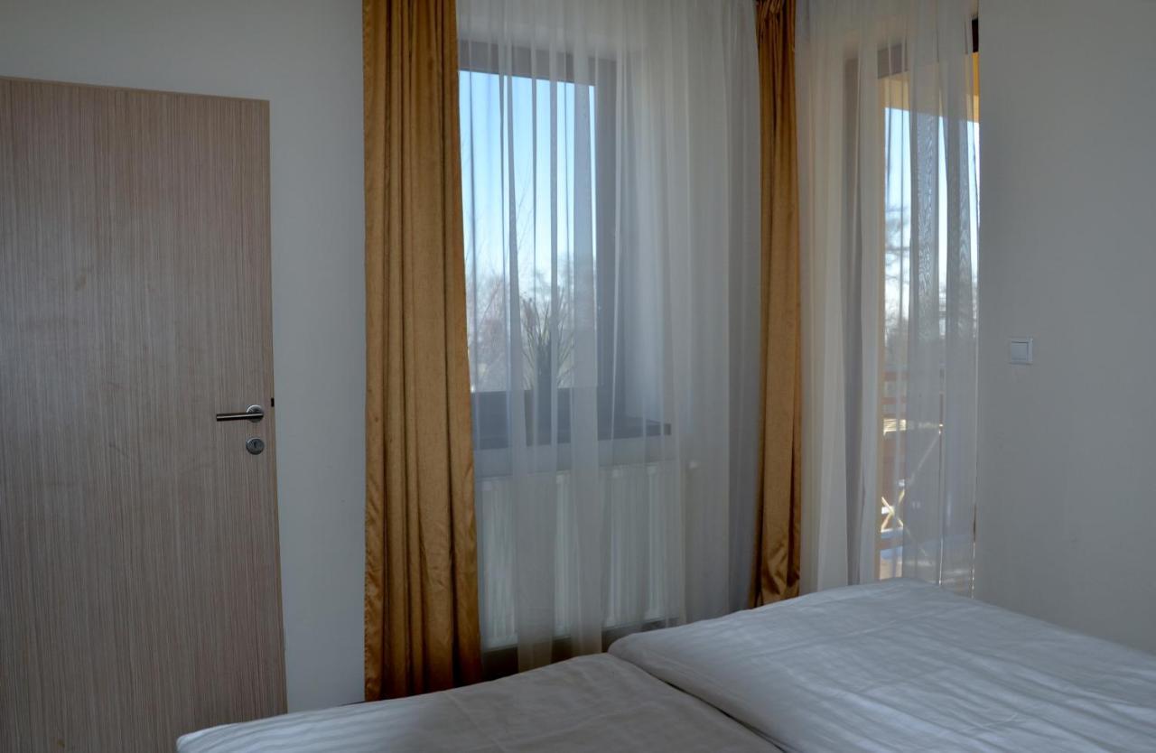 Apartman V Starej Lesnej S Balkonom Стара-Лесна Экстерьер фото