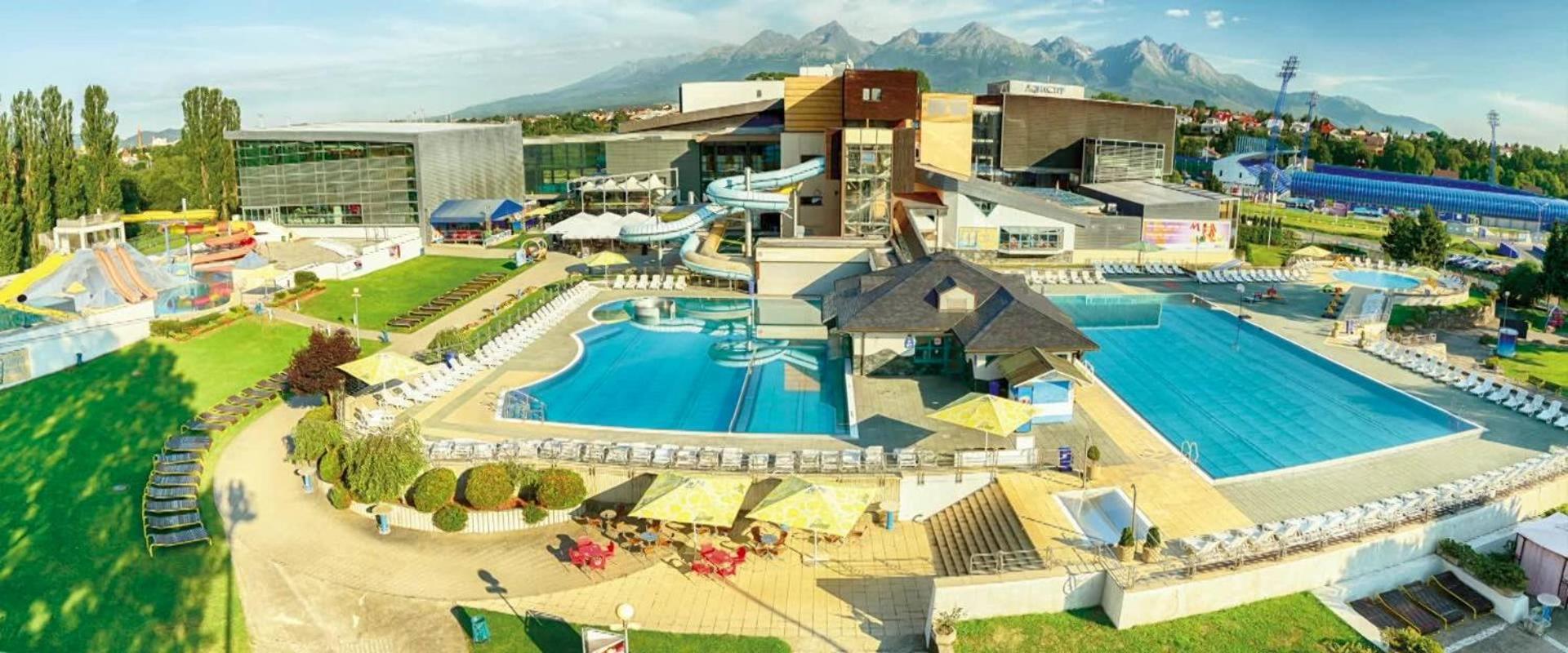 Apartman V Starej Lesnej S Balkonom Стара-Лесна Экстерьер фото
